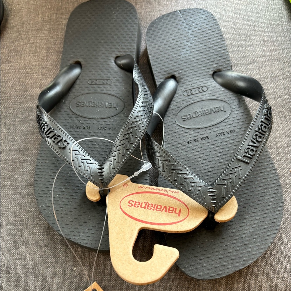 Brand new havianas